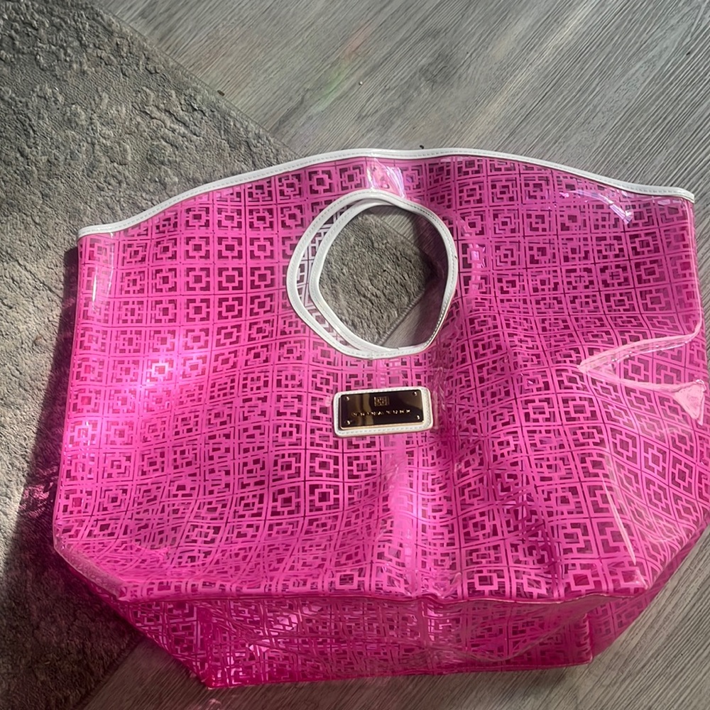 Like new RARE Trina Turk pink &white clear tote